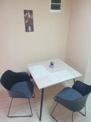 LENI Apartman u centru Zajecara Apartment in Serbia