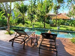 Mystery Villa: private pool, inclusive breakfast Villa in Hoi An