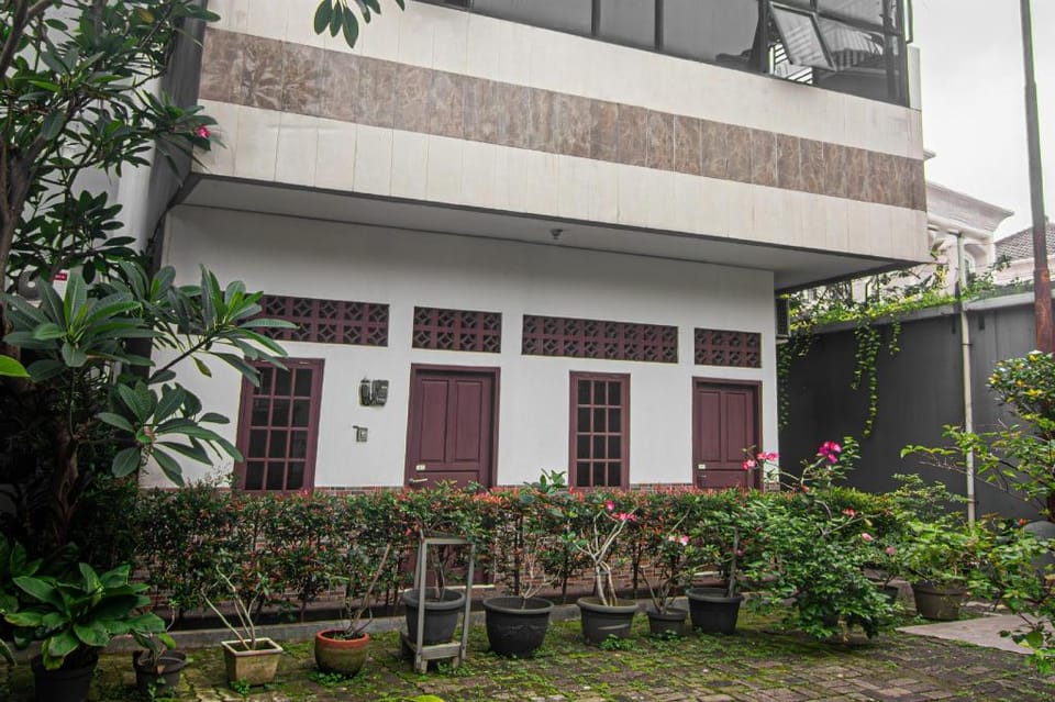 OYO 93691 Minongga Near One Belpark Mall Hotel in Denpasar