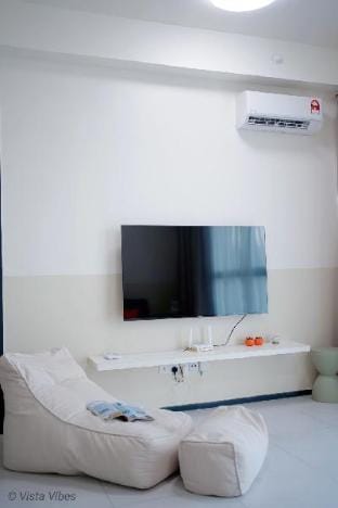Urban Suites Homestay by Vista Vibes Apartment in George Town