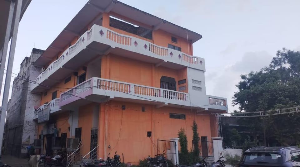 SHAGUN MARRIAGE HALL Hotel in Uttar Pradesh