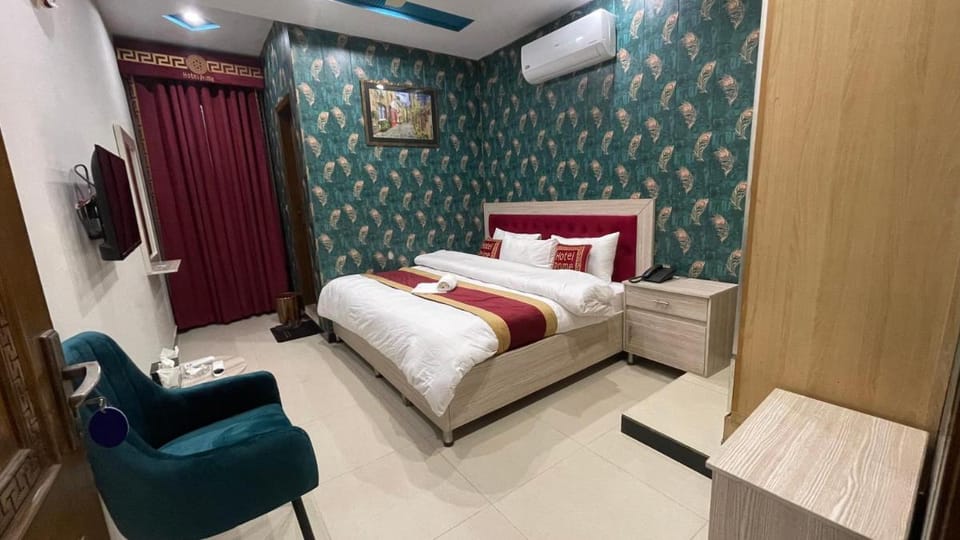 Hotel Prime Lahore Hotel in Lahore