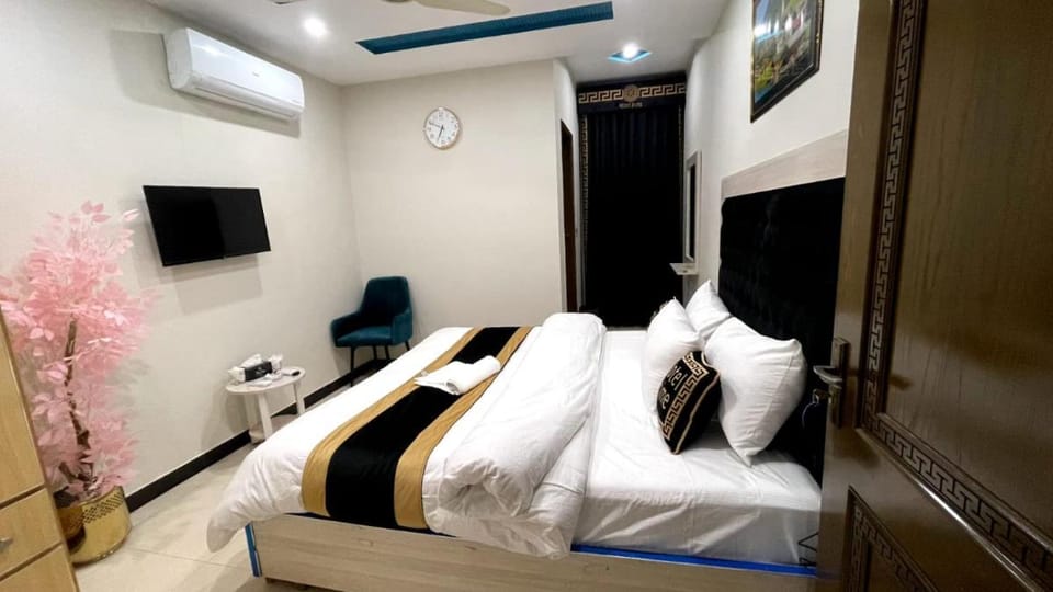 Hotel Prime Lahore Hotel in Lahore