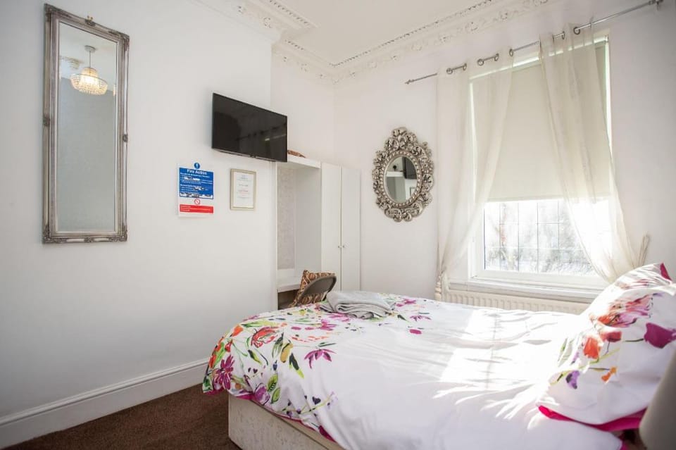 Ocean Road Rooms Inn in South Shields