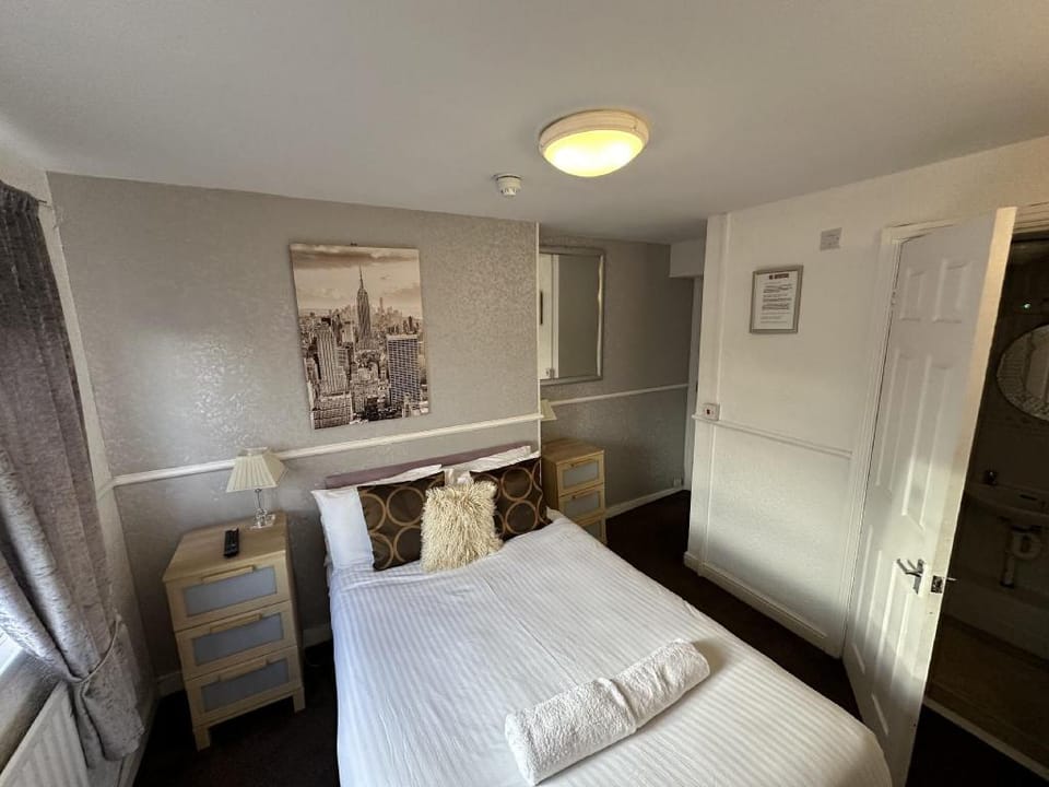 Ocean Road Rooms Inn in South Shields