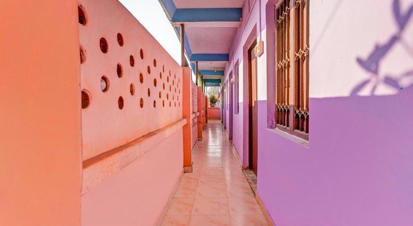 Hotel O Meera Guest House Hotel in Gujarat
