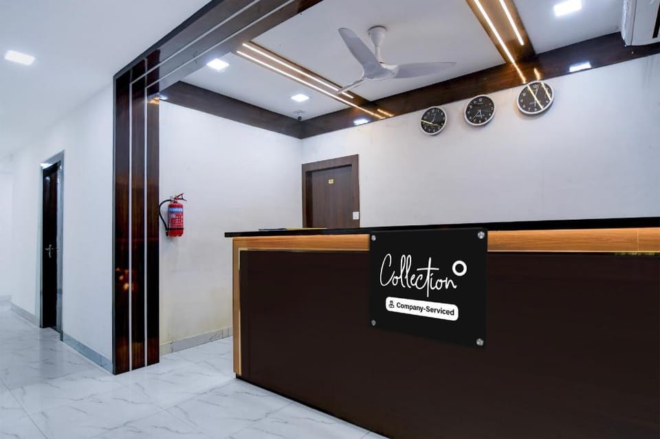 Collection O Park Street Metro Station Formerly Park Platinum Hotel in Kolkata