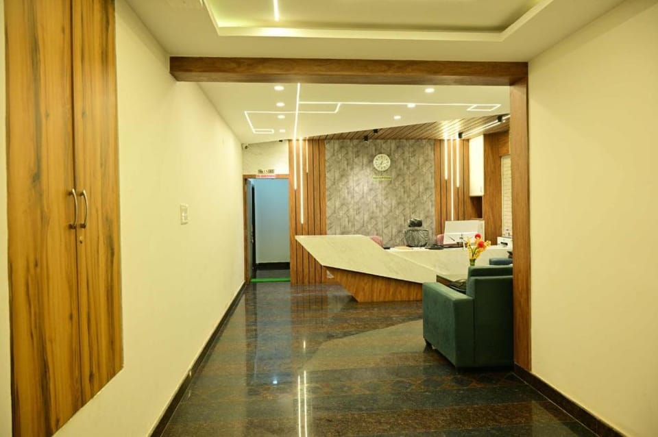 V.R.B Lodging And Boarding Hotel in Tamil Nadu