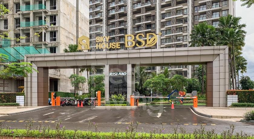 RedLiving Apartemen Sky House BSD - Lovely Space Tower Leonie Apartment in West Java