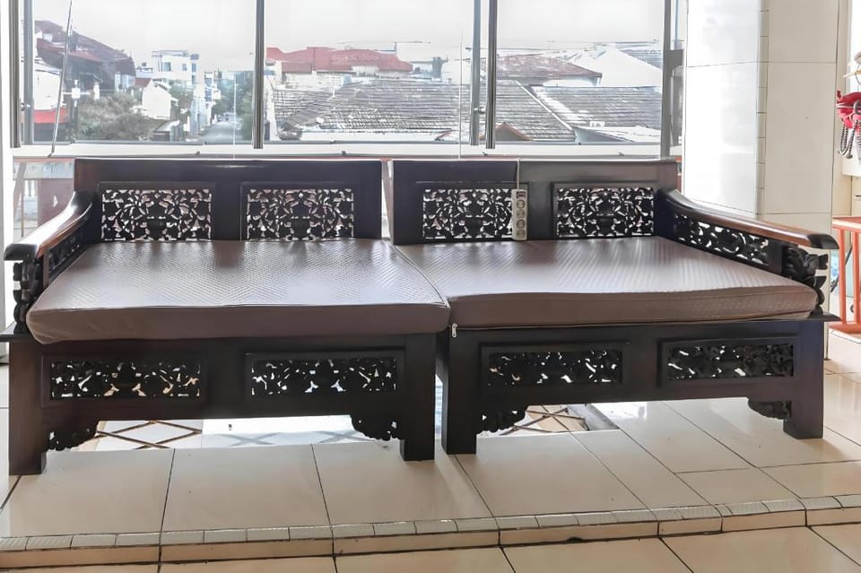 SPOT ON 93610 Syariah Homestay Hotel in South Jakarta City