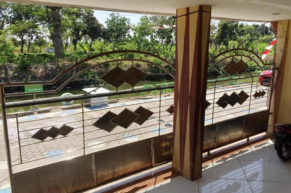 Hotel O Homestay Vicky 2 Syariah Hotel in East Java