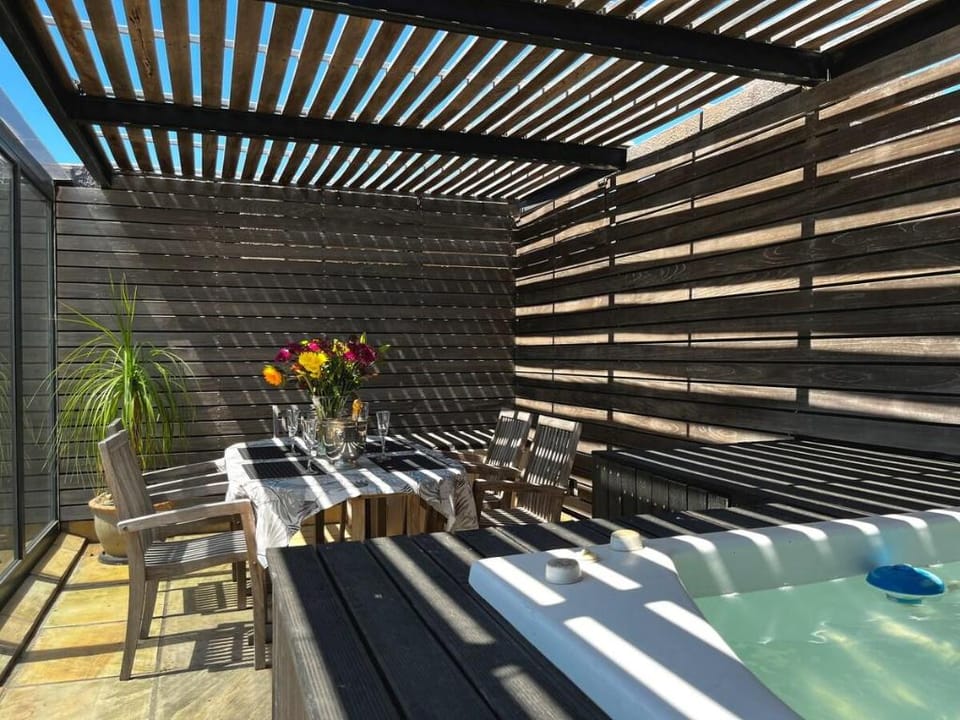 Namaste Home Vacation rental in Sea Point