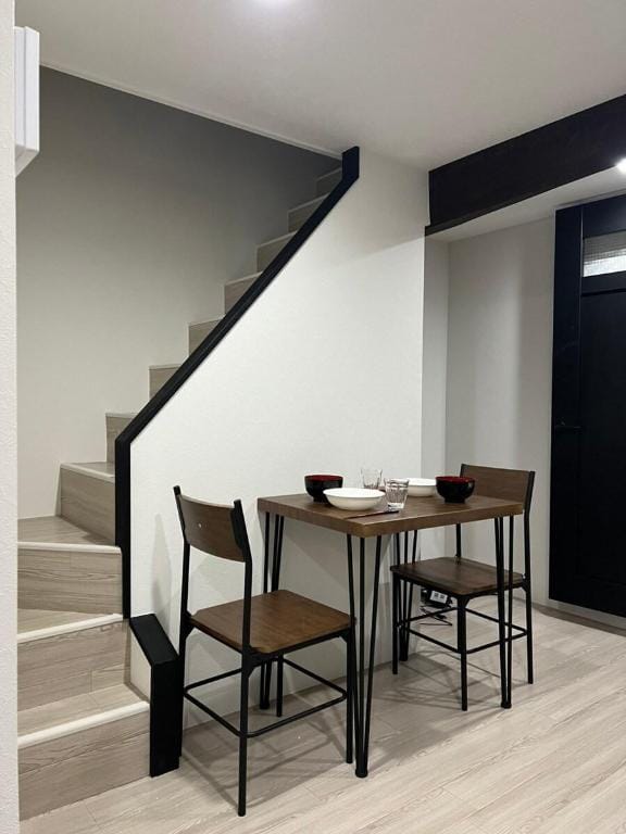 Osaka [5 minutes walk from Midoribashi Station] Good access to Osaka Castle, Open-plan House Vacation rental in Osaka