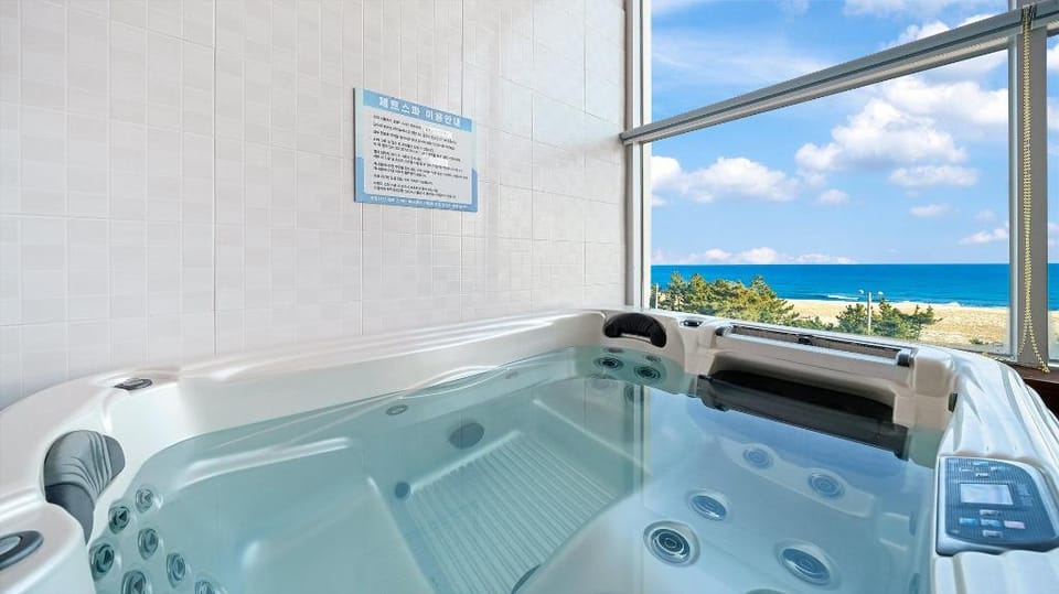 Yangyang Oceanvibe Bed and Breakfast in South Korea