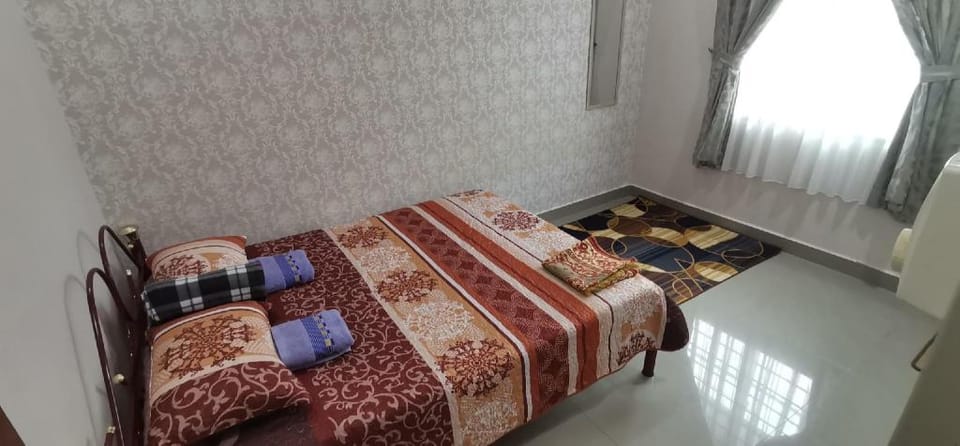 Embun Selasih Homestay Pasir Gudang Vacation rental in Johor