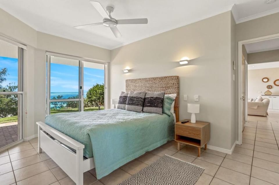 Sweeping Ocean Views over Sunrise Beach Vacation rental in Sunrise Beach