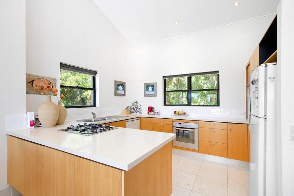 A Little Cove treasure, Noosa Heads Vacation rental in Noosa Heads