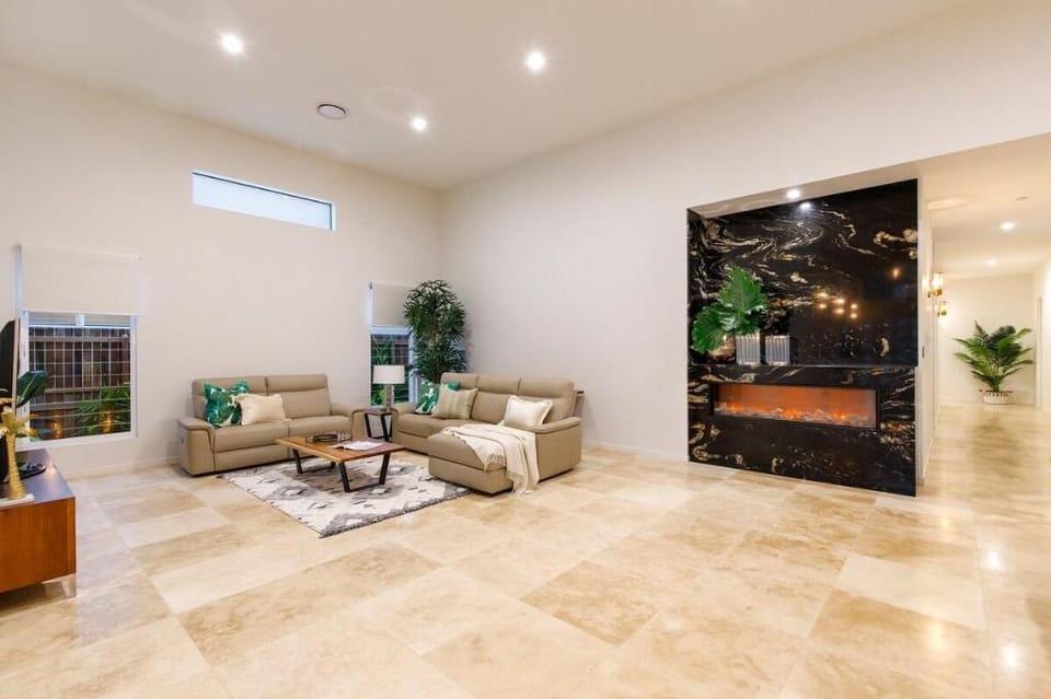 Exquisite Riverside Living, Noosaville Vacation rental in Noosaville