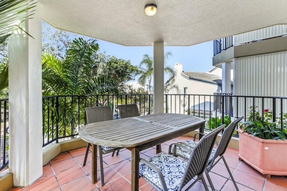 Delightful apartment close to the beach Apartment in Sunrise Beach