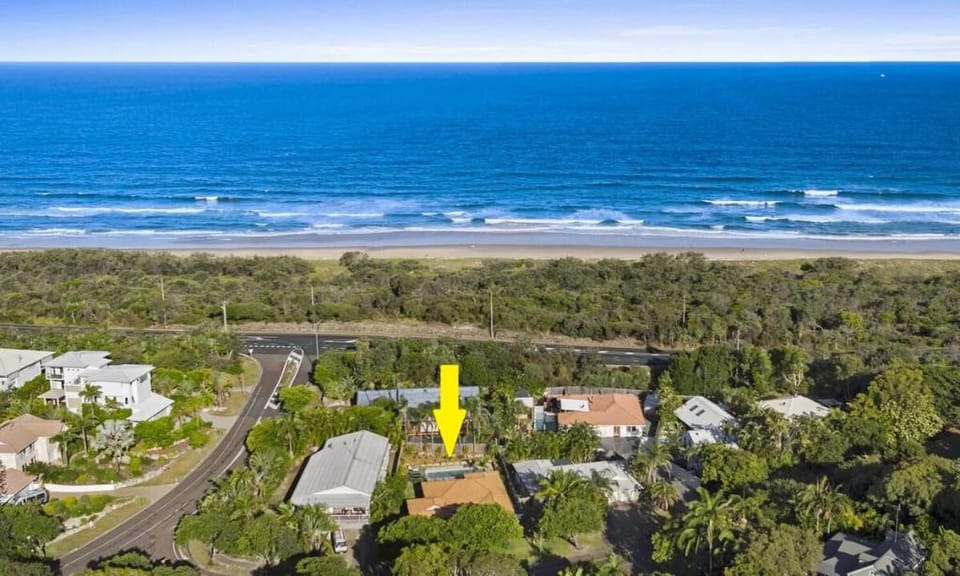 The Seahaven ~ Family Home with Pool, Pet Friendly Vacation rental in Sunshine Coast