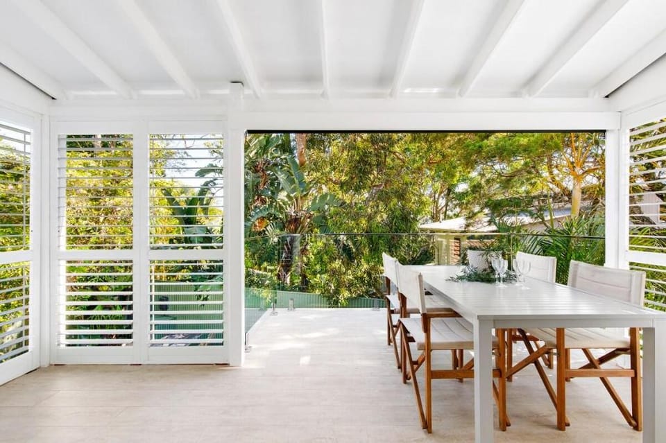 Little House on the Hill, Pet Friendly & New Pool Vacation rental in Noosa Heads