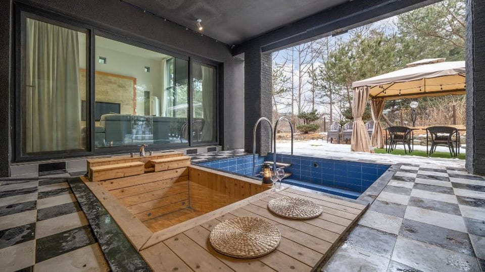 Hoengseong Withpet Village Bed and Breakfast in Gyeonggi-do