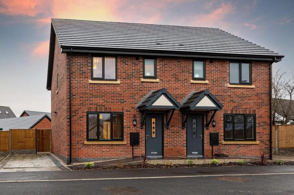 Tannery House | 3 Bedrooms, Parking, Wi-Fi Vacation rental in Borough of Fylde