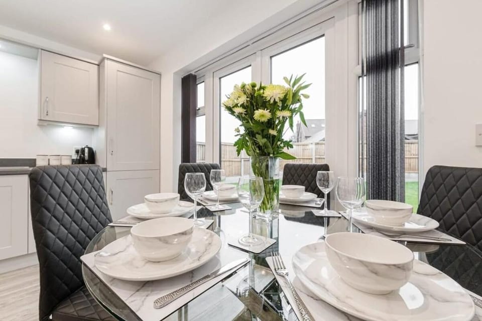 Tannery House | 3 Bedrooms, Parking, Wi-Fi Vacation rental in Borough of Fylde