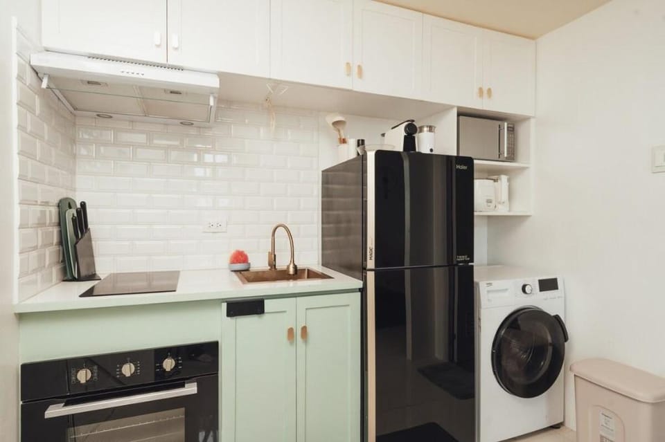Modern Luxe Condo Unit in Cavite Apartment in Bacoor