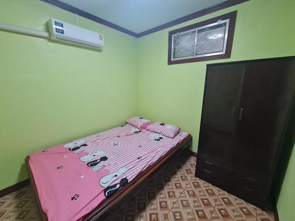 ทรัพย์แม่หนุน Apartment in Thailand