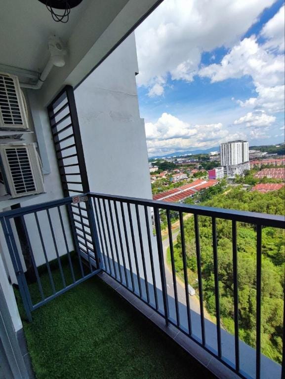 Symphony2 Residence Bandar Teknologi Kajang Vacation rental in Negeri Sembilan, Malaysia