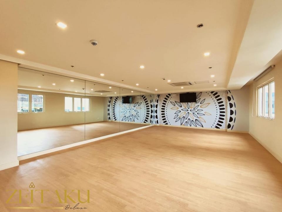 Zeitaku Deluxe at One Regis Megaworld Apartment in Bacolod