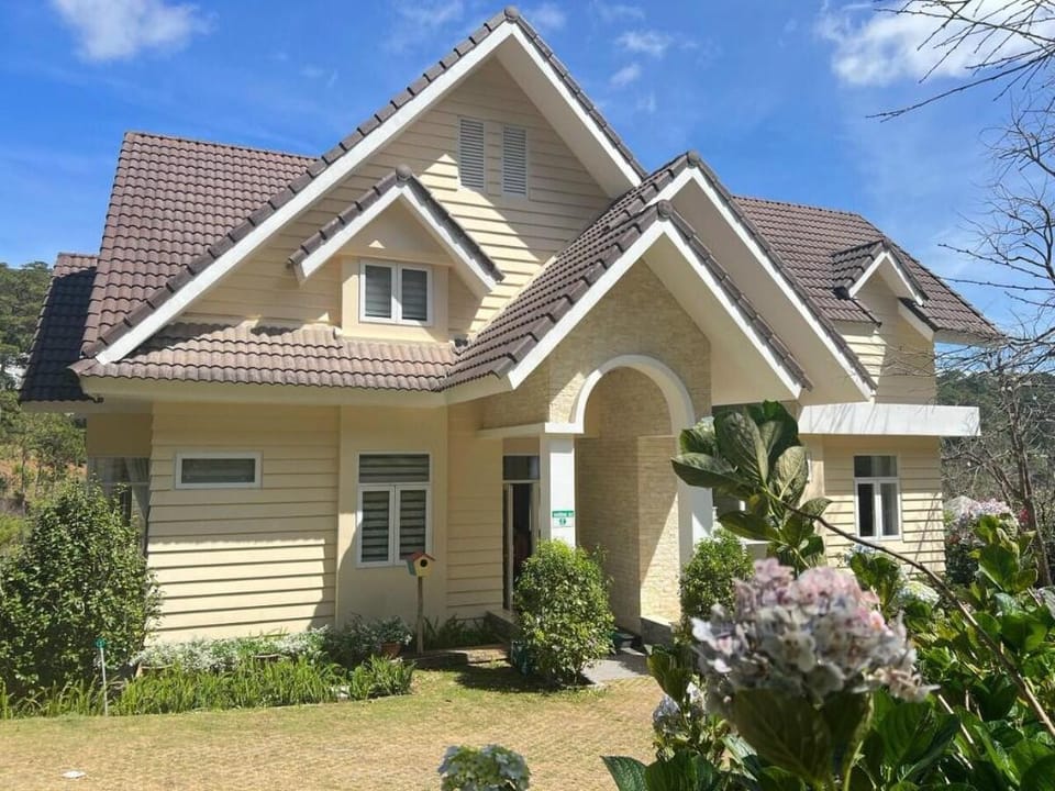 Lan Anh village - 5 phòng -   tuyenlam lake view Vacation rental in Dalat