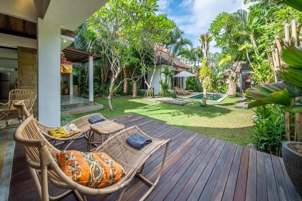 Villa Katak by Villa Finder Villa in Sukawati