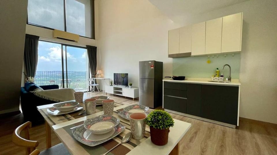 Emporis Kota Damansara Cosy House Apartment in Petaling Jaya