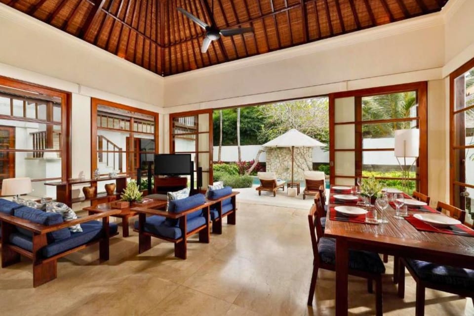 Hazel 3 BR Private Pool Villa ZN70A Villa in Kuta Selatan