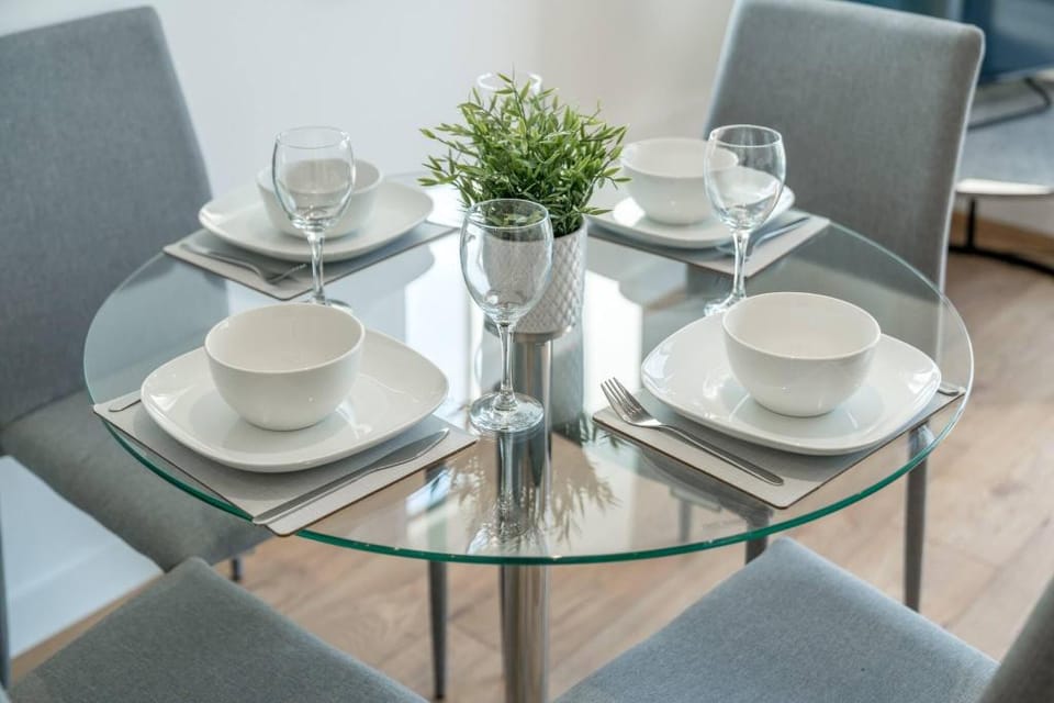Skyvillion-apartments Near River Thames Excel  O2 Woolwich Apartment in London