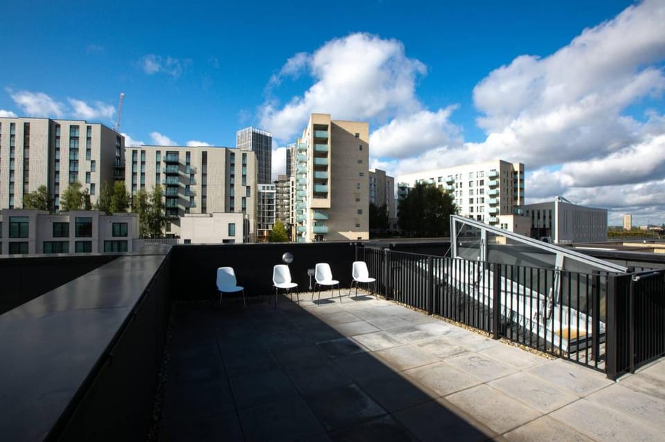 Skyvillion - Olympic Flat-excelo2 Arenawestfield Apartment in London