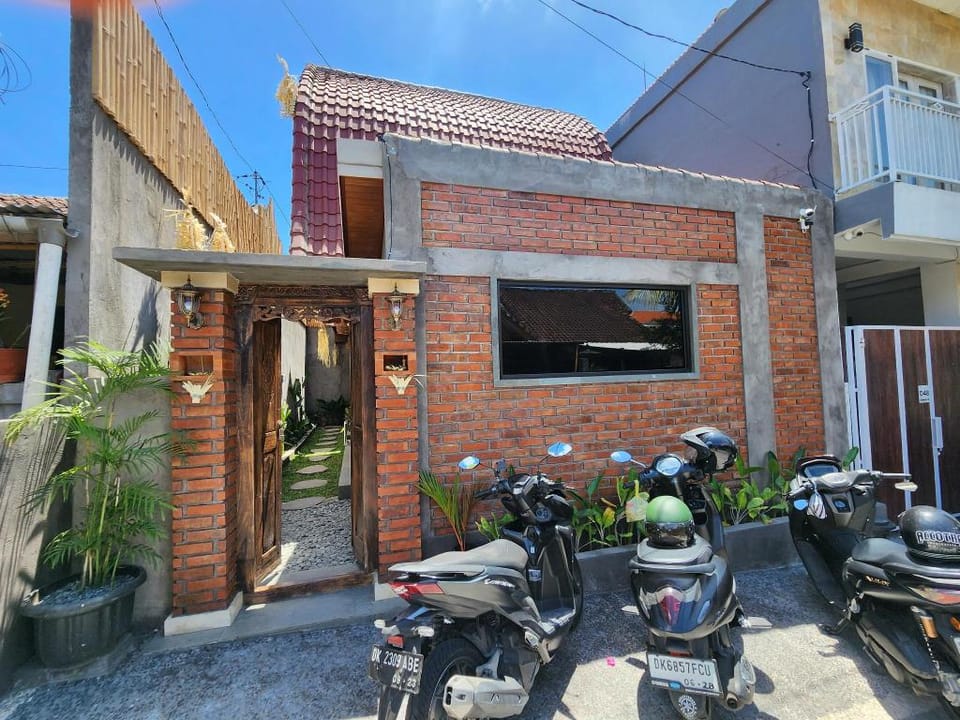Jineng Guest House By The Swand Vacation rental in North Kuta