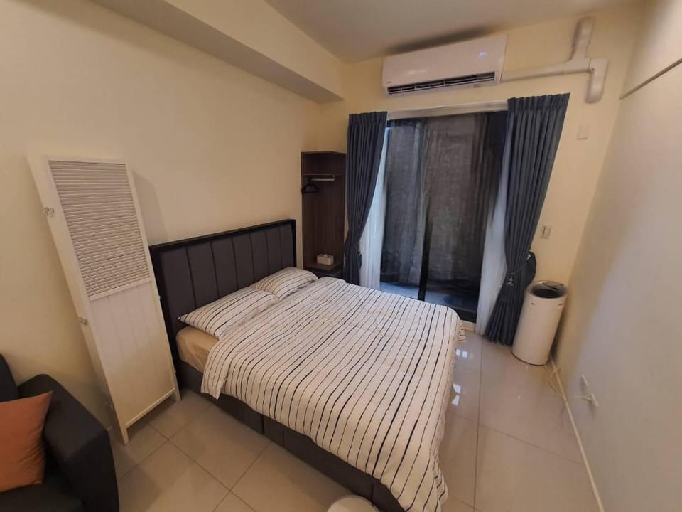 A級東區綠景小豪宅，無限棟距，3雙人床2衛浴1廚房1小陽台 Apartment in Kaohsiung