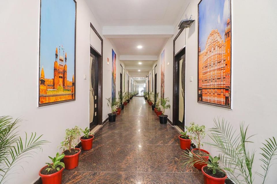 Via Rainbow Villa Hotel in New Delhi