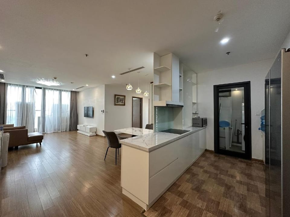 Căn Hộ SkyLake 4 Phòng Ngủ 3 Phòng Tắm Sang Trọng Apartment in Laos