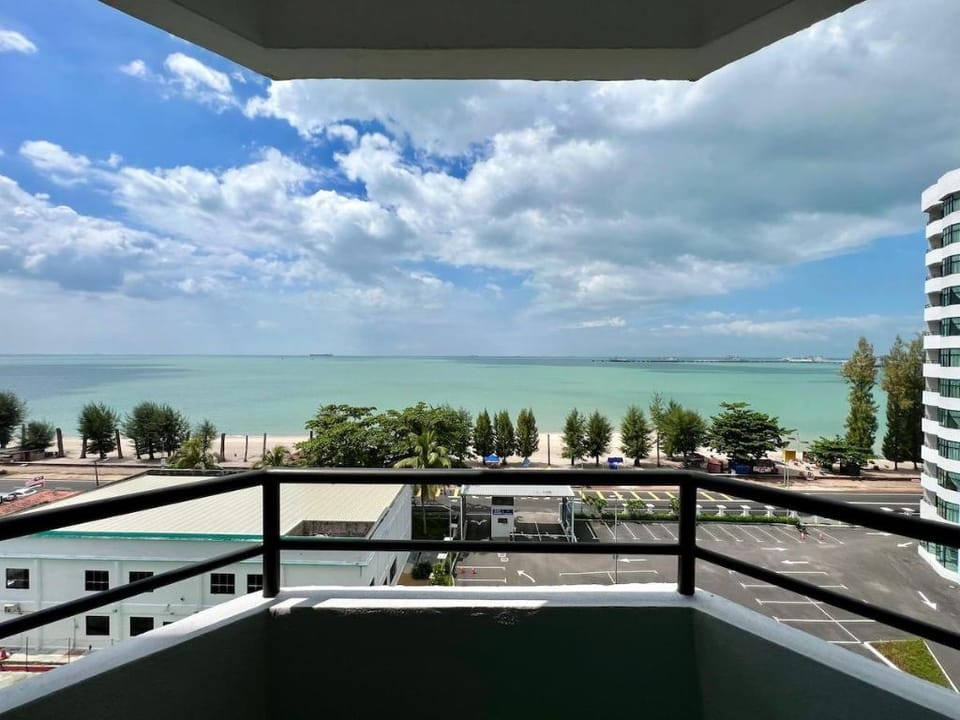 Andi Mutiara Melaka Beach Resort 612 (Muslim Only) Apartment in Malaysia