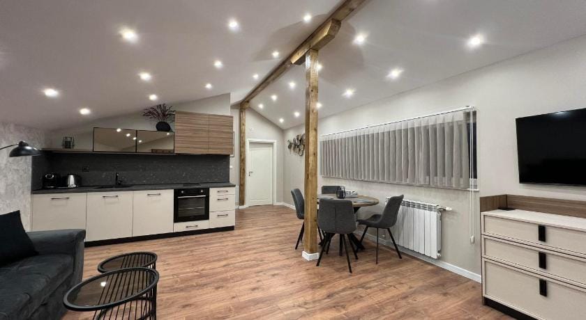 Луксозни апартаменти VIP APART HOUSE Apartment hotel in Pleven