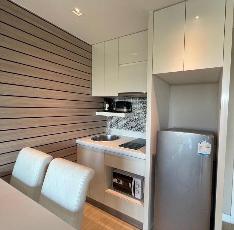 La Santir 1-Bedroom Condo by PSR Apartment in Pattaya City