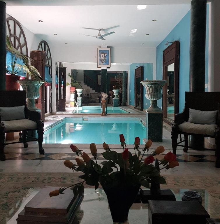 Bentley Boutique Hotel Apartment in Islamabad