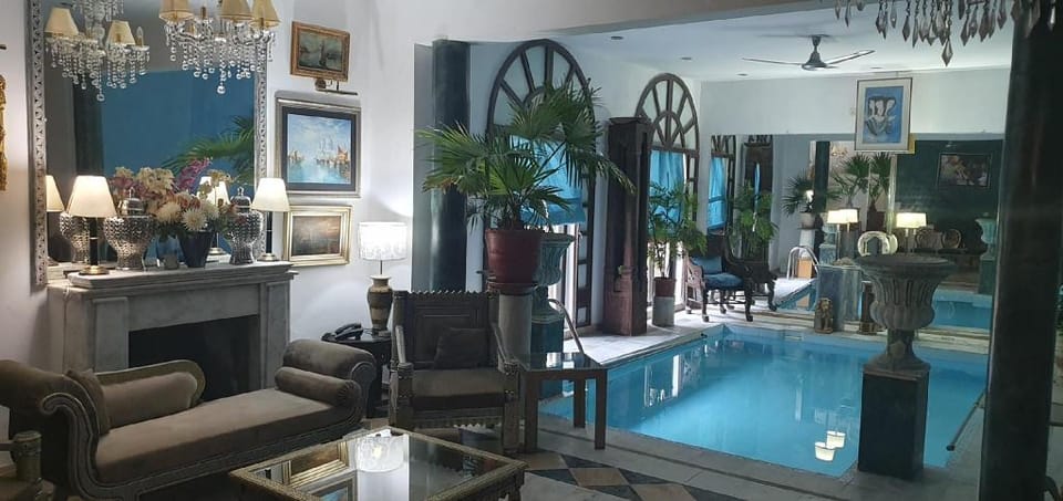 Bentley Boutique Hotel Apartment in Islamabad