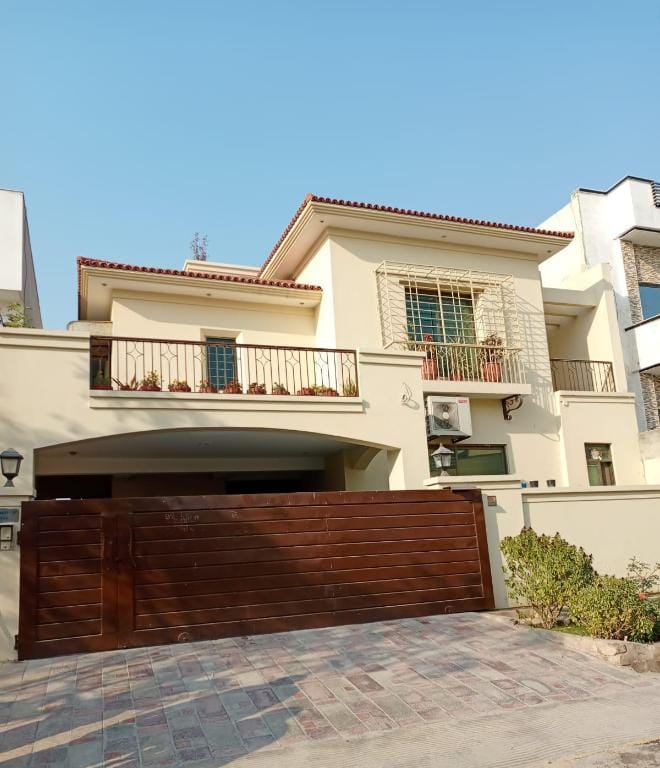 Rita's Guesthouse Apartment in Islamabad