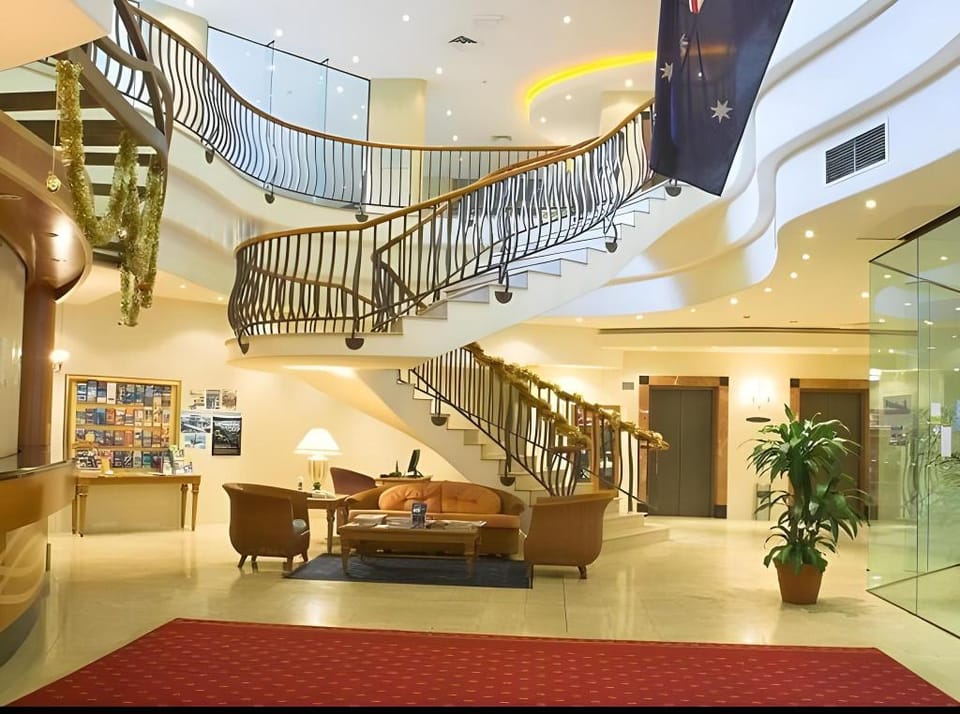 Beach Apartment + the facilities you need-Landmark Apartment in Sunshine Coast