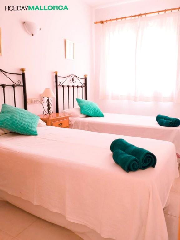 Beach Plaza Mal Pas | holidaymallorca.com Vacation rental in Raiguer